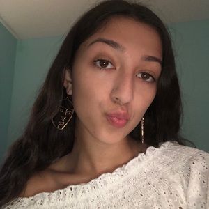 Meet your Posher, Kiran